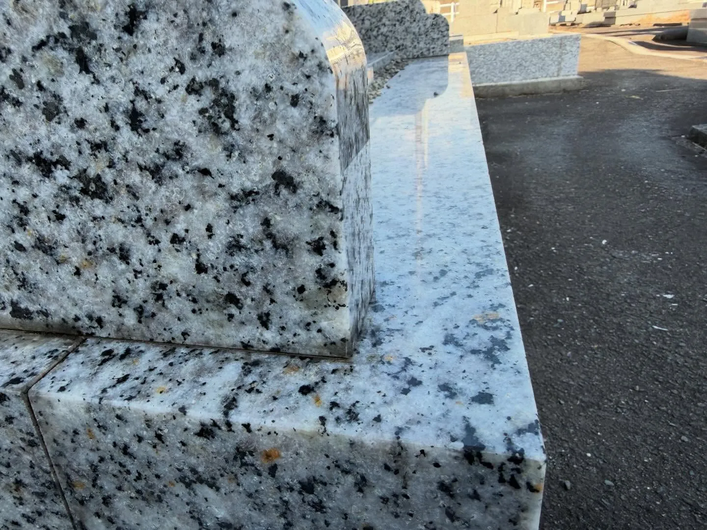 2026年の始まりに墓石や墓地を綺麗にしてご先祖様と一緒にさ...