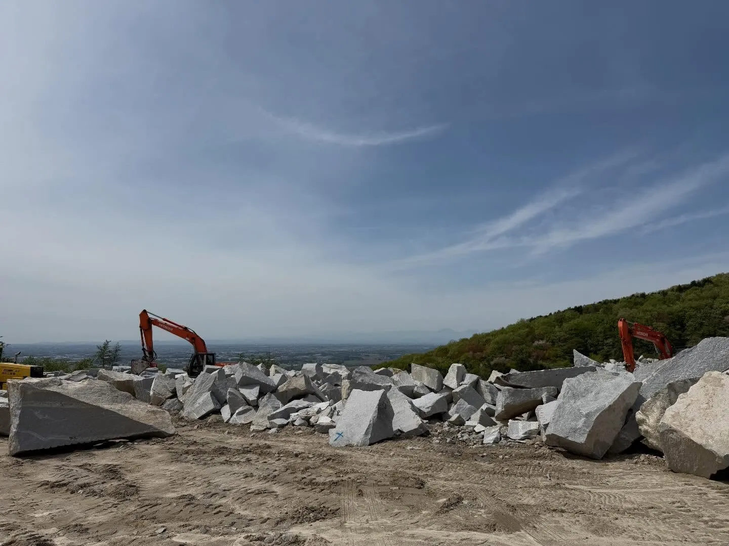 石ってどうやってとってるの？石ってどんなところでとってるの⁇